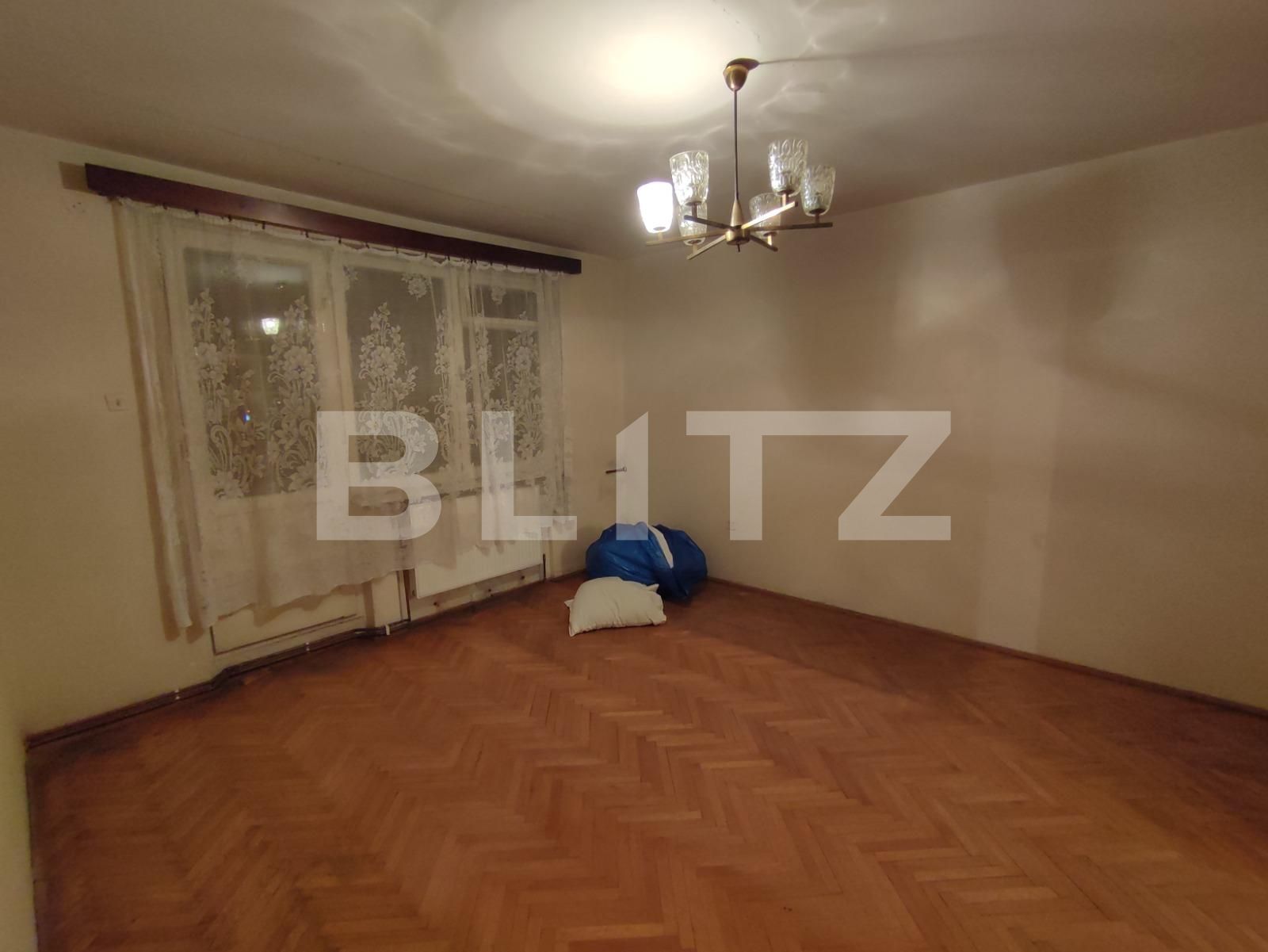 Apartament de vanzare 3 camere decomandat circular Targu Mures BLITZ 79567AV | Poza1