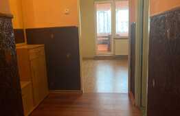 Oportunitate! Apartament de 3 camere, 90 mp, decomandat, zona Cristești