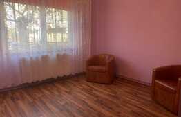 Oportunitate! Apartament de 3 camere, 90 mp, decomandat, zona Cristești