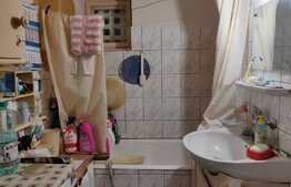  Apartament de 3 camere, 56 mp, cartierul Tudor, zona Corina