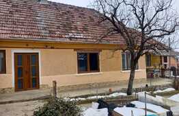 Casa gospodareasca in Chinari, la 10 Km de Targu Mures