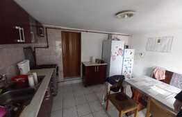 Casa gospodareasca in Chinari, la 10 Km de Targu Mures