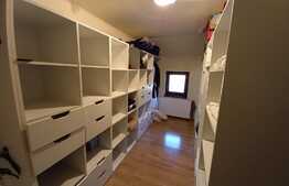 Casa superba de 260 mp cu teren de 1500 mp in Sancraiul de Mures