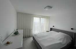 Casa lux, eficient energetic 340 mp cu 1700 mp teren