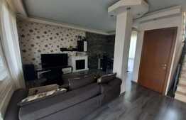 Duplex de 174 mp utili, 356 mp teren, in Santana 