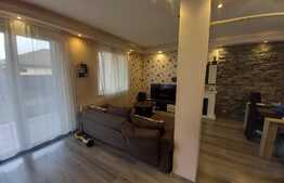 Duplex de 174 mp utili, 356 mp teren, in Santana 