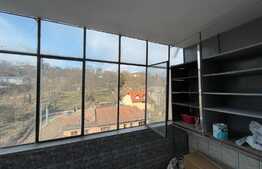 Apartament 3 camere, 75 mp, zona Semicentrala