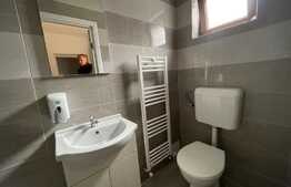 Casa de vânzare, 11 camere, ideal pentru investiție, zona Budai.