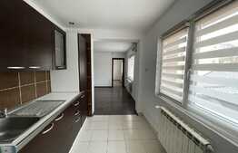 Casa de vânzare, 11 camere, ideal pentru investiție, zona Budai.