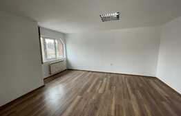 Casa de vânzare, 11 camere, ideal pentru investiție, zona Budai.