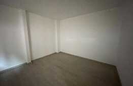 Casa de vânzare, 11 camere, ideal pentru investiție, zona Budai.