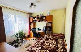 Apartament de 2 camere, decomandat, 52 mp, etaj intermediar, Unirii