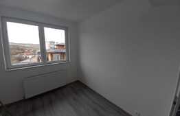 Apartament de 3 camere, 80 mp utili, decomandat, bloc nou, cartier Dâmbu