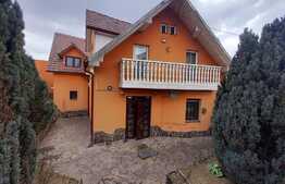 Casa de 240 mp, teren de 360 mp, in Targu Mures, zona Privo