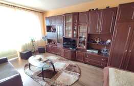Apartament de 2 camere, decomandat, 52 mp, cartier Dâmbu