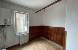 Apartament 3 camere, de 70 mp, zona Gara Mică 