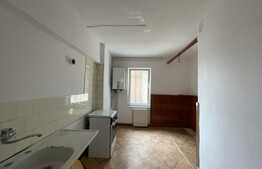 Apartament 3 camere, de 70 mp, zona Gara Mică 