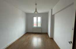 Apartament 3 camere, de 70 mp, zona Gara Mică 
