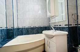 Apartament de 3 camere, 72 mp, decomandat, zona Tudor