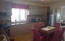 Casa tip duplex, 220mp, teren de 350mp, Nazna