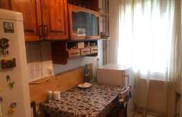 Apartament 3 camere, 61 mp, etaj intermediar, zona Balcescu