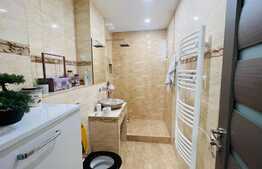 Apartament modern, 4 camere, 100 mp, zona Dambu