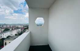 Apartament modern, 4 camere, 100 mp, zona Dambu