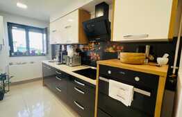 Apartament modern, 4 camere, 100 mp, zona Dambu
