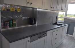 Apartament de 2 camere, semidecomandat, 57 mp, zona Aleea Carpati