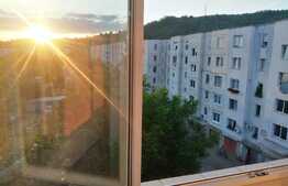  Apartament de 2 camere, 54 mp, decomandat, zona Tudor 