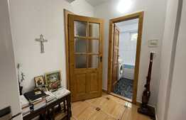 Apartament de 2 camere, 60 mp, etaj intermediar, Budai, lângă Poli 2