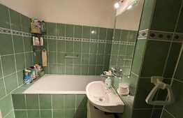 Apartament de 2 camere, decomandat, 52 mp, cartierul Cornisa