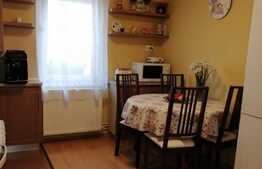 Apartament de 3 camere, 80 mp, zona Unic!