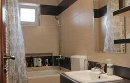 Apartament de 3 camere, 80 mp, zona Unic!