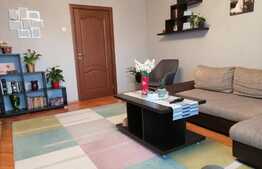 Apartament de 3 camere, 80 mp, zona Unic!
