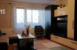 Apartament de 3 camere, 80 mp, zona Unic!