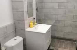 Apartament Lux 3 camere 2 bai lângă UMF