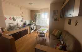 Apartament 2 camere, decomandat, balcon, 54 mp, cartier Unirii 