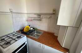 Apartament de 2 camere, decomandat, 64 mp, zona centrala