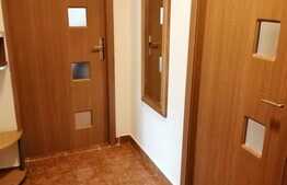 Apartament 3 camere, decomandat, 75 mp, zona Cornisa 