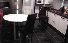 Apartament 3 camere in cartier Unirii , 77 mp