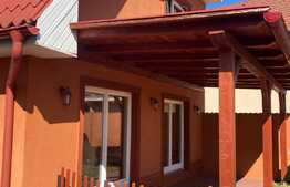 Casa spațioasă, 5 camere, 600 mp teren, cartier Unirii