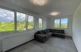 Apartament 3 camere, decomandat, 80 mp, bloc nou, cartierul Dambu