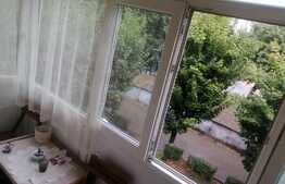 Apartament de 2 camere, 52 mp, etaj intermediar, Balcescu 