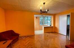 Apartament de 4 camere, 2 băi, decomandat, 82 mp, finisat, zona Tudor