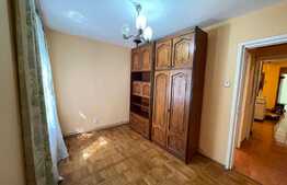 Apartament de 4 camere, 2 băi, decomandat, 82 mp, finisat, zona Tudor