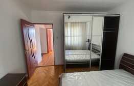 Apartament decomandat de 3 camere, de 68 mp, in cartier Unirii