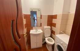 Apartament decomandat de 3 camere, de 68 mp, in cartier Unirii