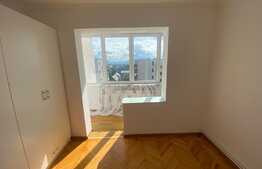 Apartament decomandat de 3 camere, de 68 mp, in cartier Unirii