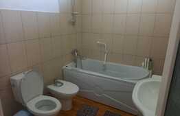 Casa de 200mp utili, 1900 mp teren, terasa, in Reghin